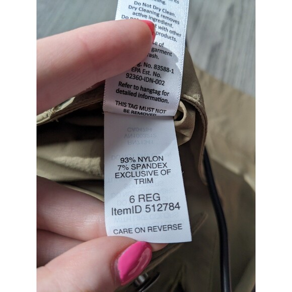 LL Bean Convertible Pants Women Size 6 Tan Nylon - Picture 6 of 10